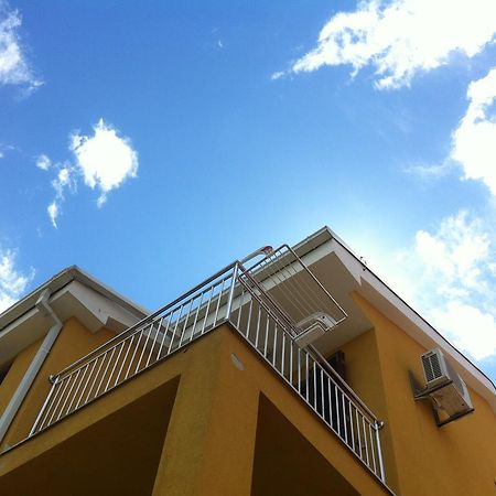 Apartments Leona & David Malinska Phòng bức ảnh