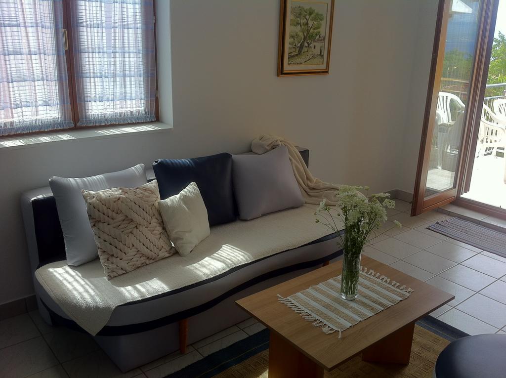 Apartments Leona & David Malinska Phòng bức ảnh
