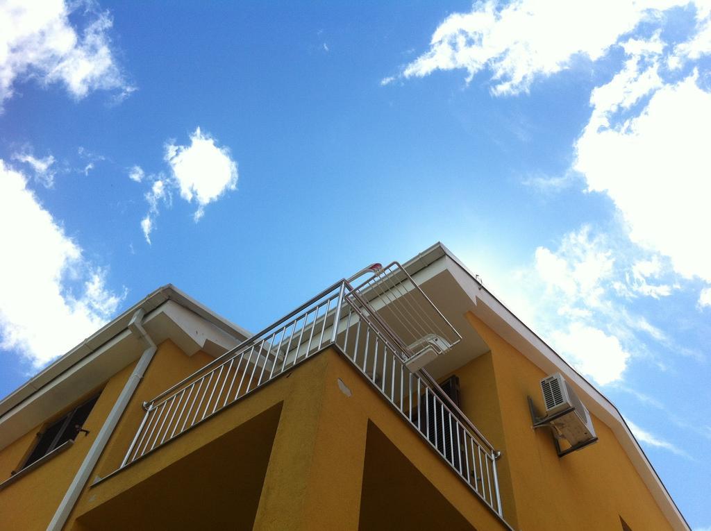 Apartments Leona & David Malinska Phòng bức ảnh